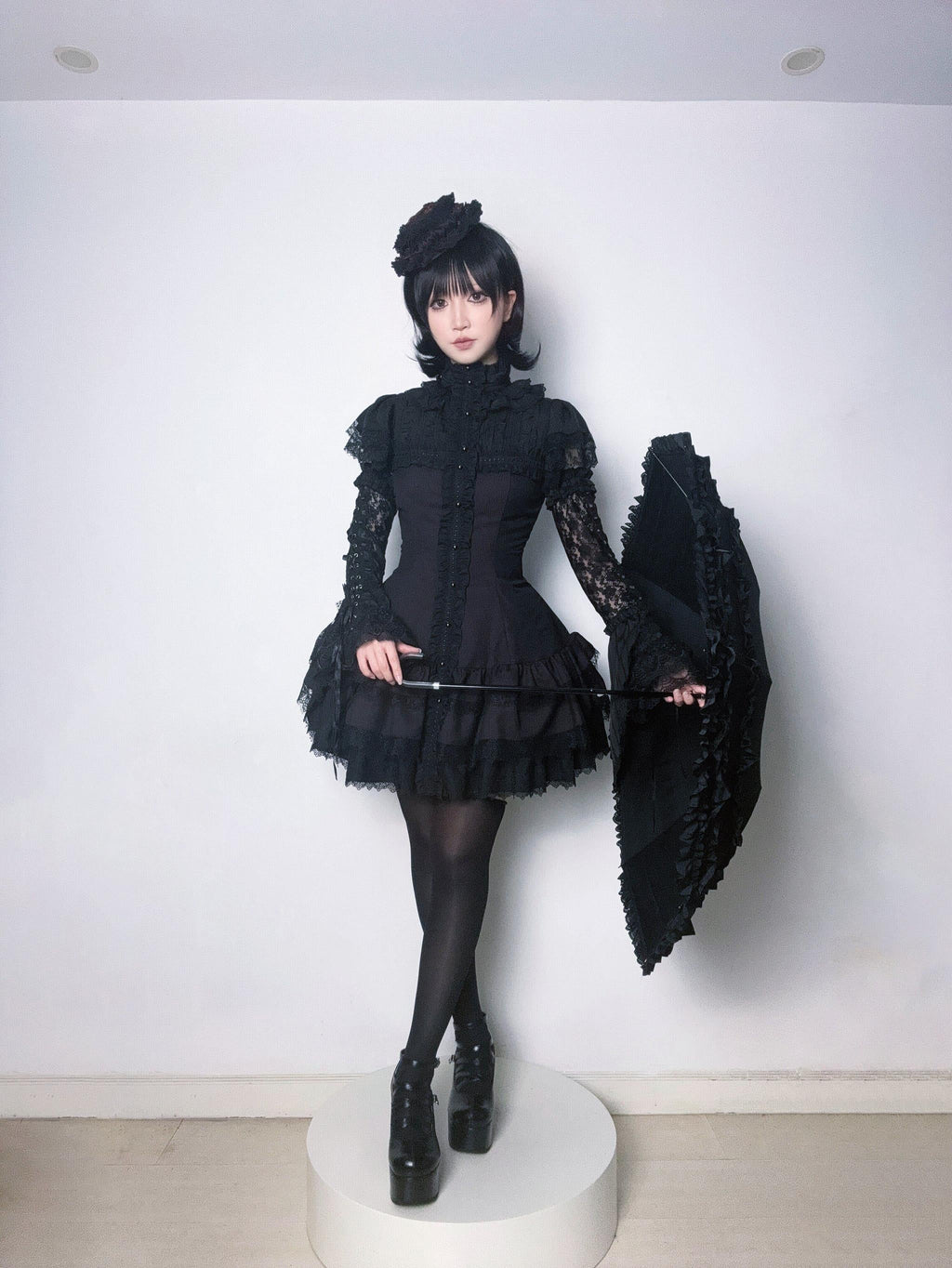 Raven and Lace Classic Lolita Foldable Ruffle Parasol - image 17