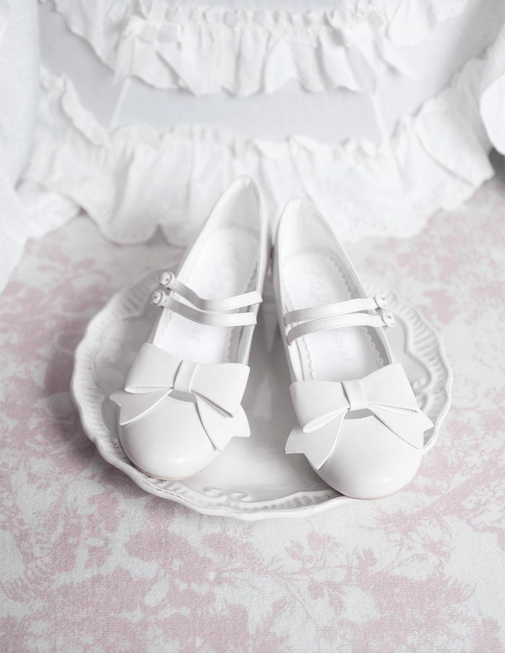 Apple Candy - Pointed Toe Lolita Shoes - Low Block Heel - image 12