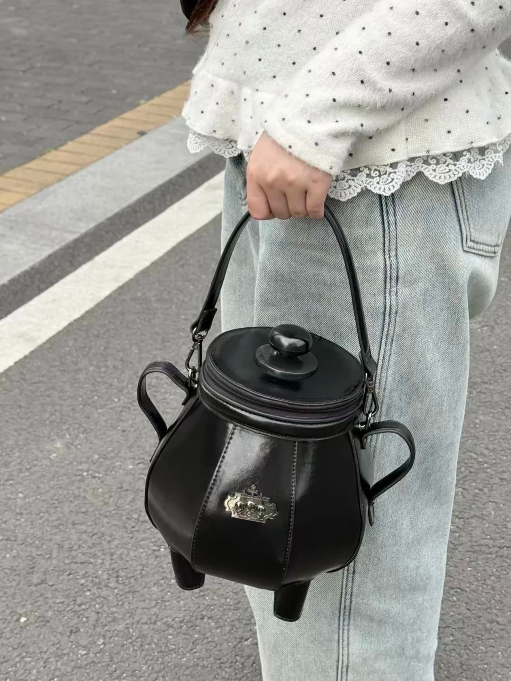 Gothic Cauldron - Skull-Claw Handbag and Crossbody Bag - image 8