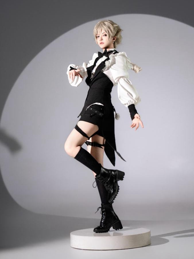 Gothic Tailcoat Waistcoat with Pompoms and Back Lacing - Shi Zhi Mao - image 7