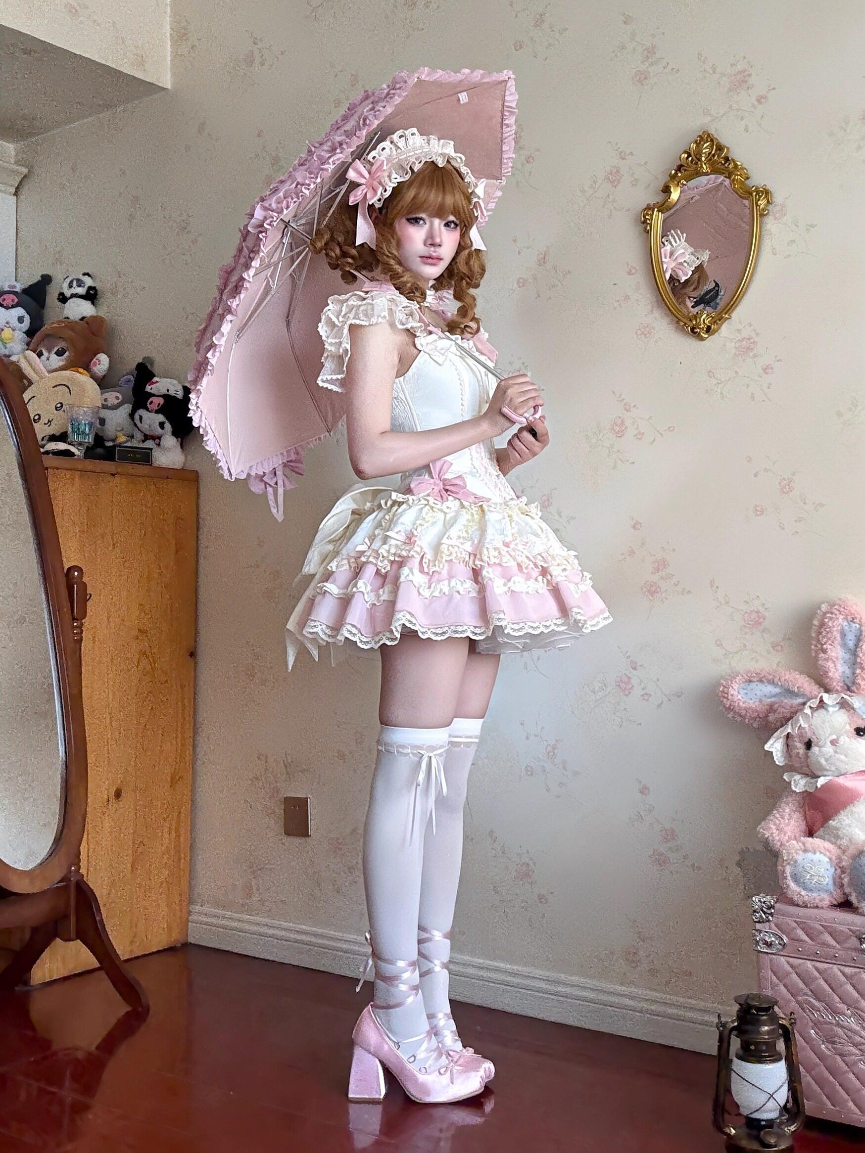 Raven and Lace Classic Lolita Foldable Ruffle Parasol - image 6