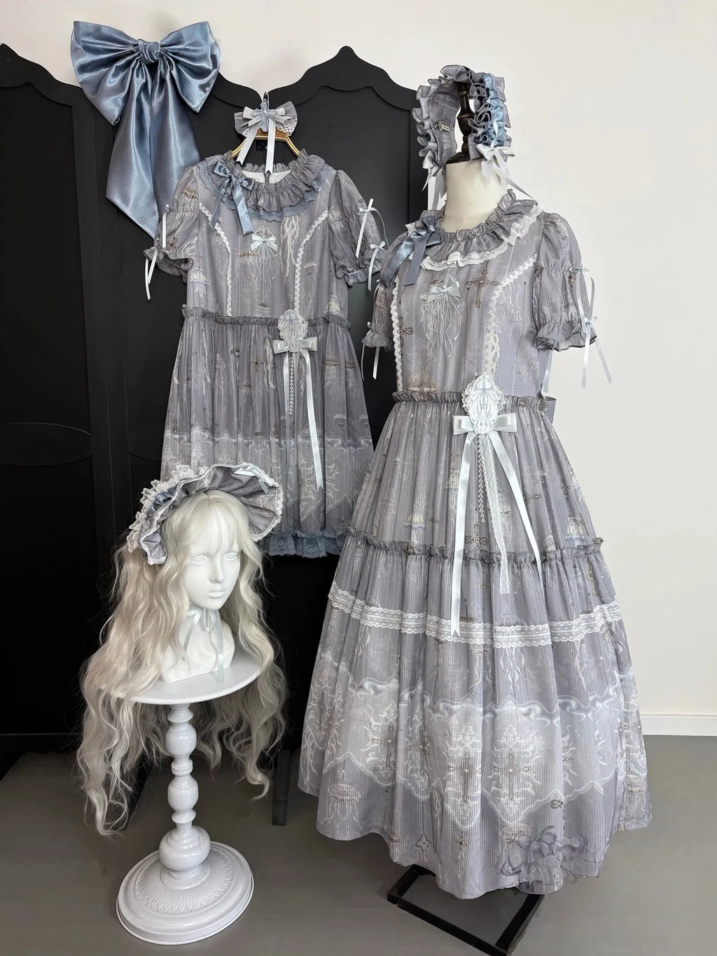 Moonlit Sea Realm - Classic Lolita OP, JSK and Accessories Collection - image 2