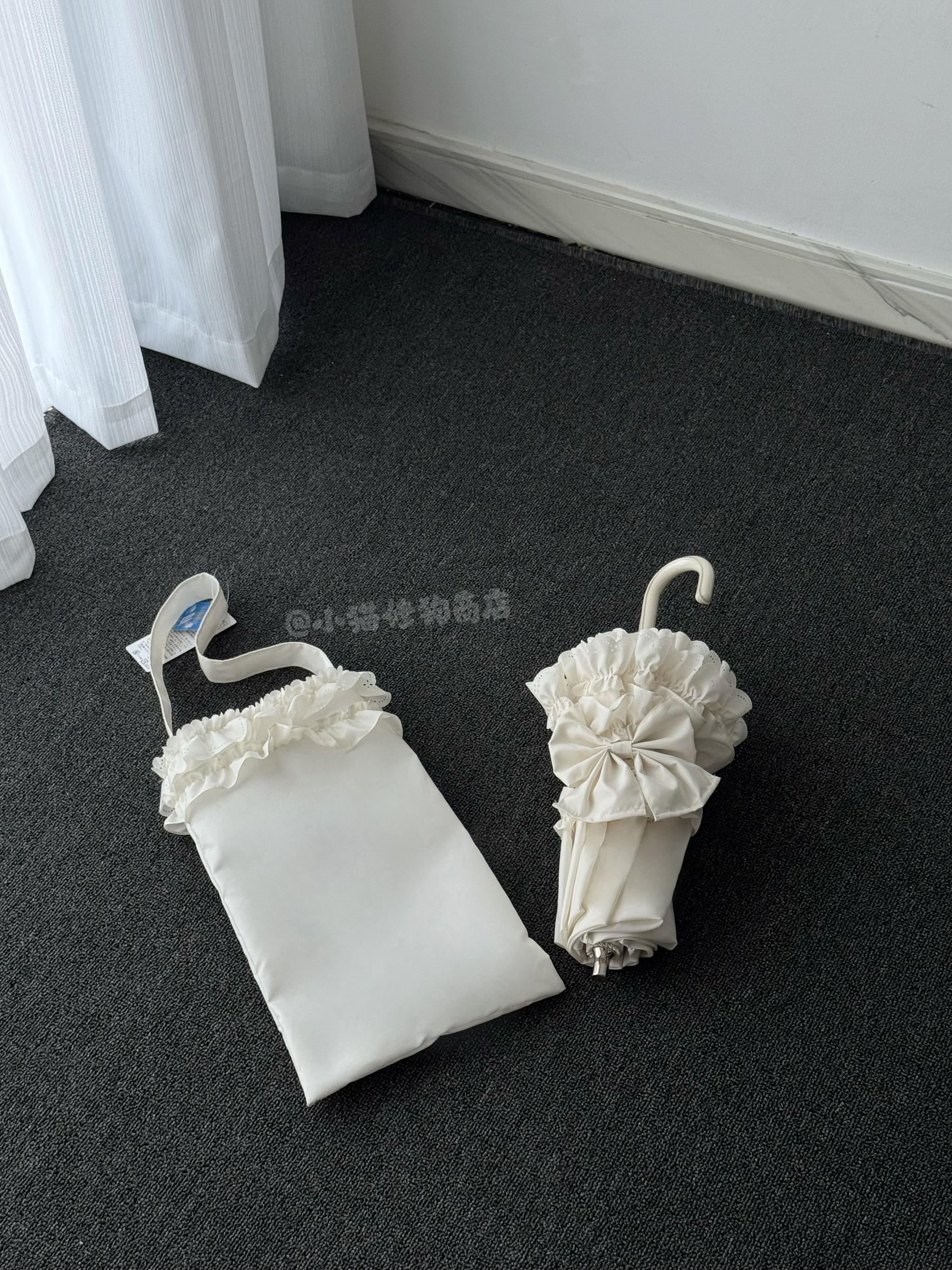 Raven and Lace Classic Lolita Foldable Ruffle Parasol - image 29