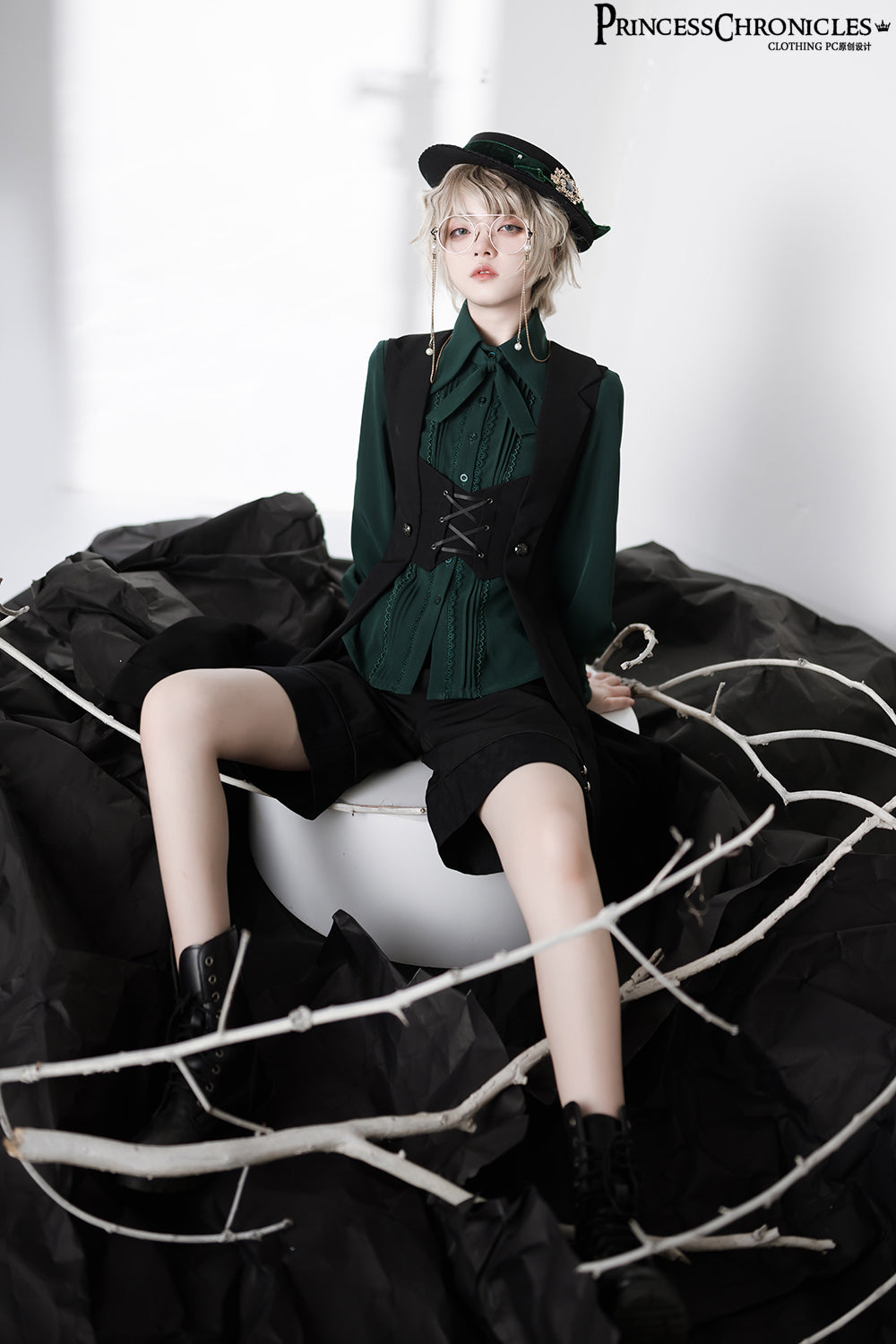 The Night Prelude Medieval Ouji Lolita Long Vest - image 19
