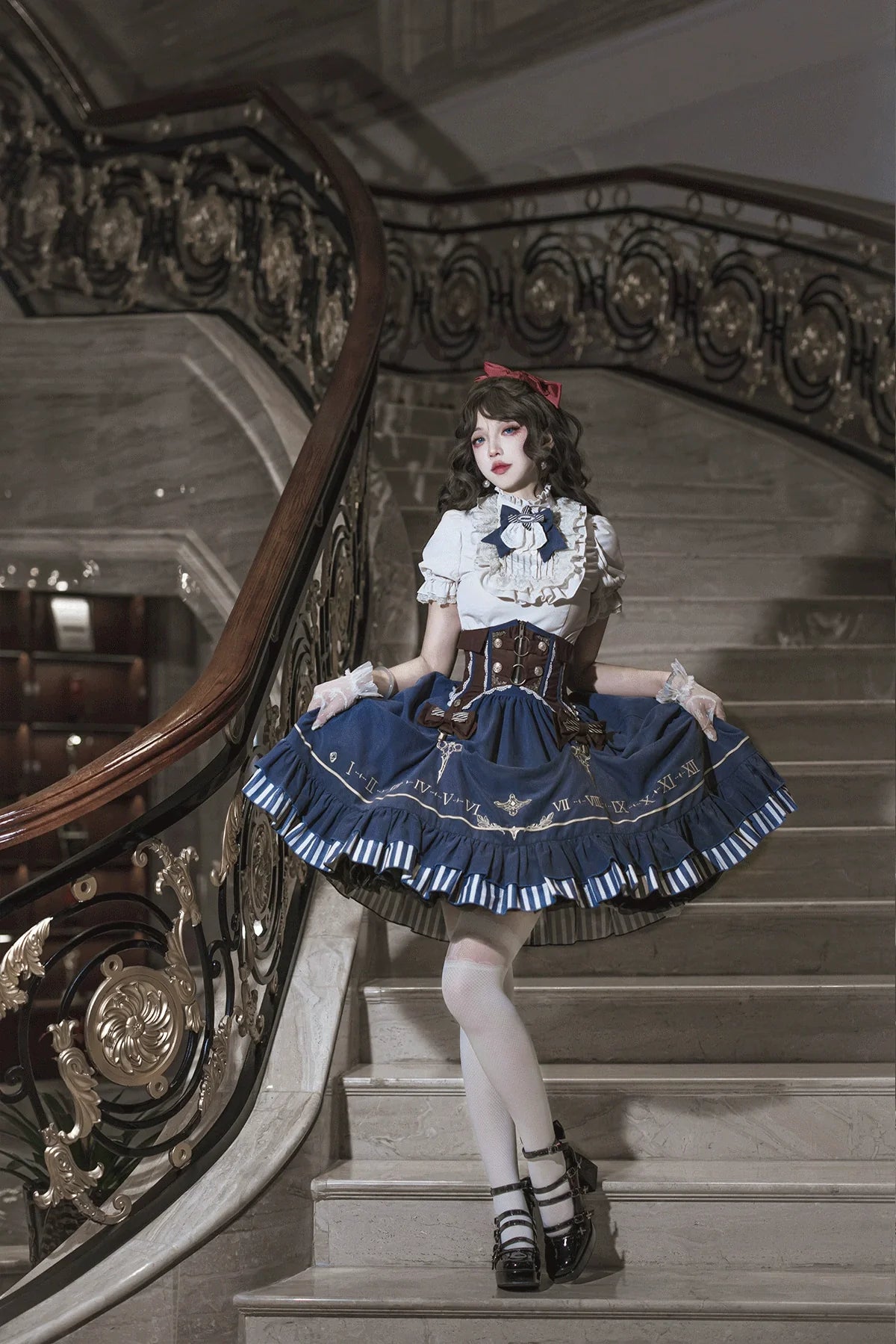 Gilded Pointer - Elegant Classic Lolita Skirt Suit - image 11