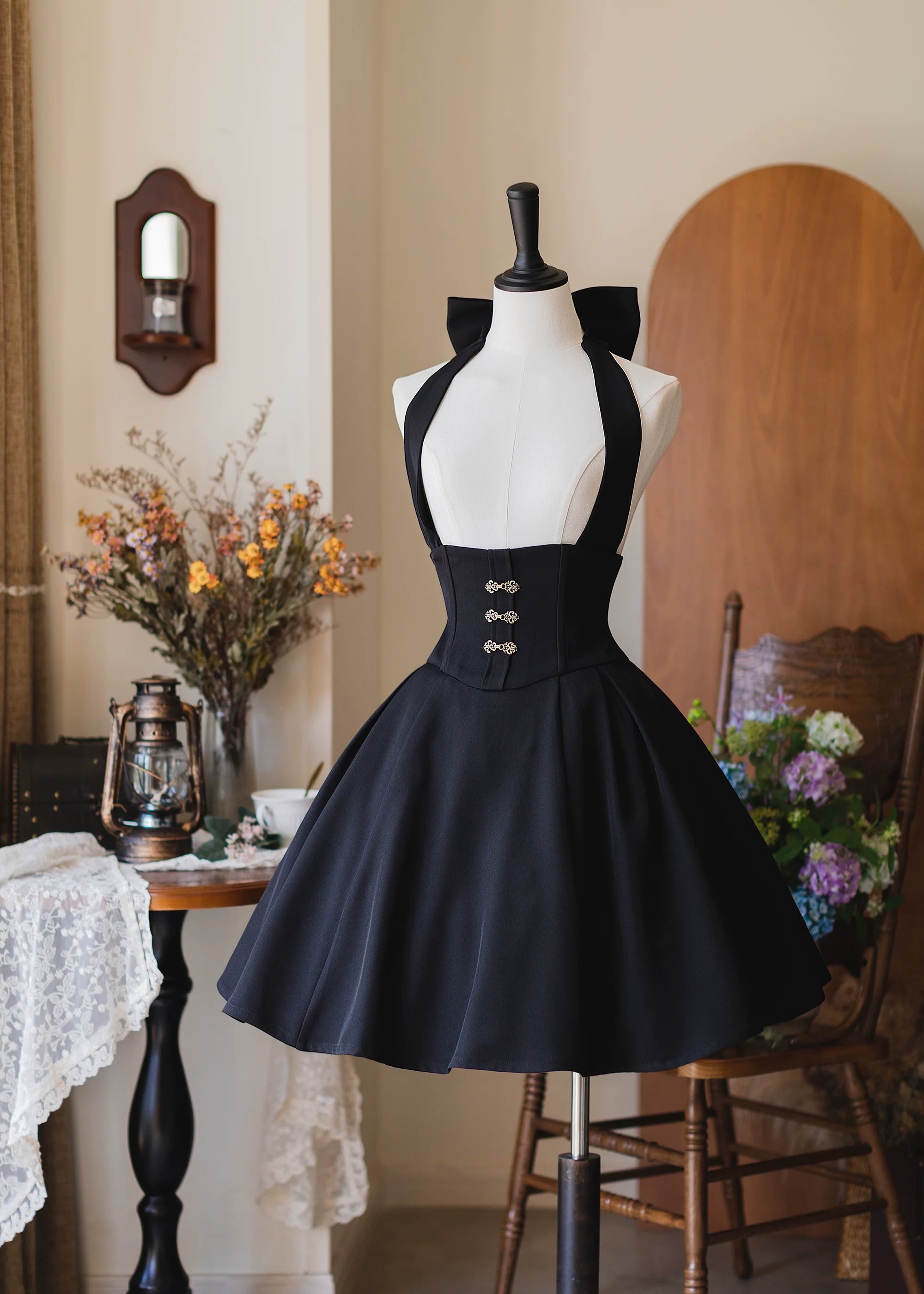 Vintage Lolita Fishbone Halter Skirt and Autumn Jacket - image 7