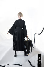 Pomegranate Note - Black Pleated Ouji Skirt - image 9