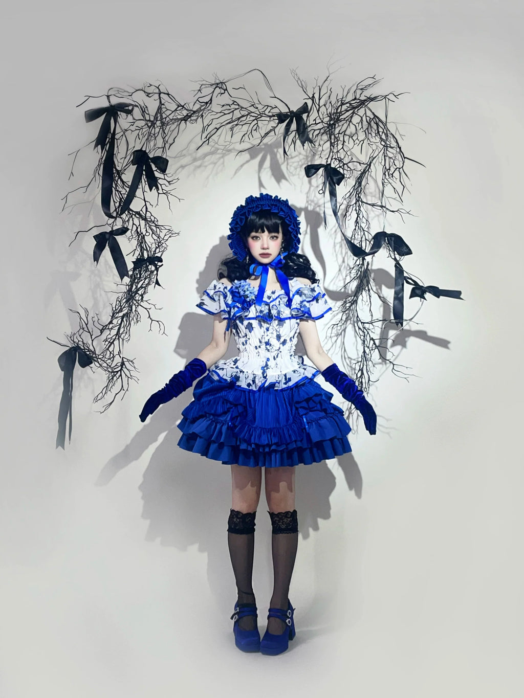 Thorned Rose Gothic Lolita Blouse and Skirt Set - image 2