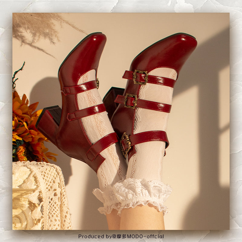 Vintage Elegant Lolita Three-buckle Mary Janes Shining Shoes - image 1
