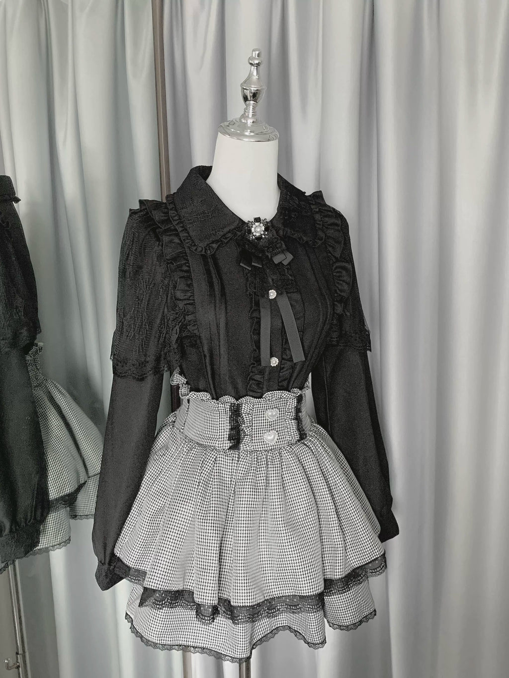Lace Blouse and Skirt Jirai Kei Coordinate - image 3