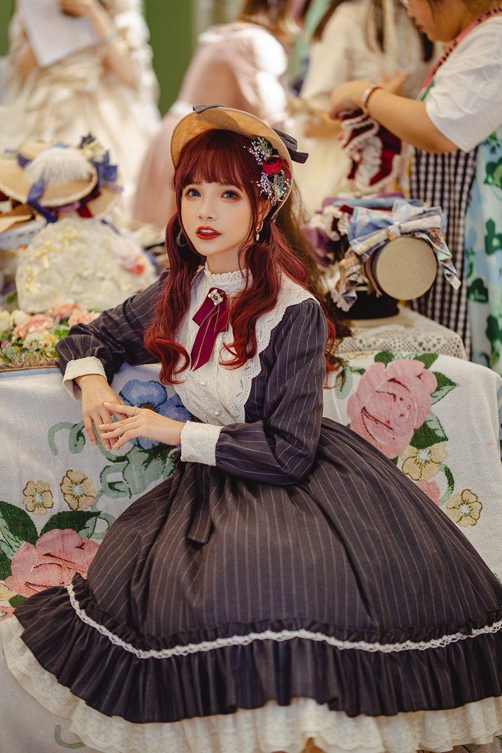Rose Silhouette - Vintage Classic Lolita OP - image 14