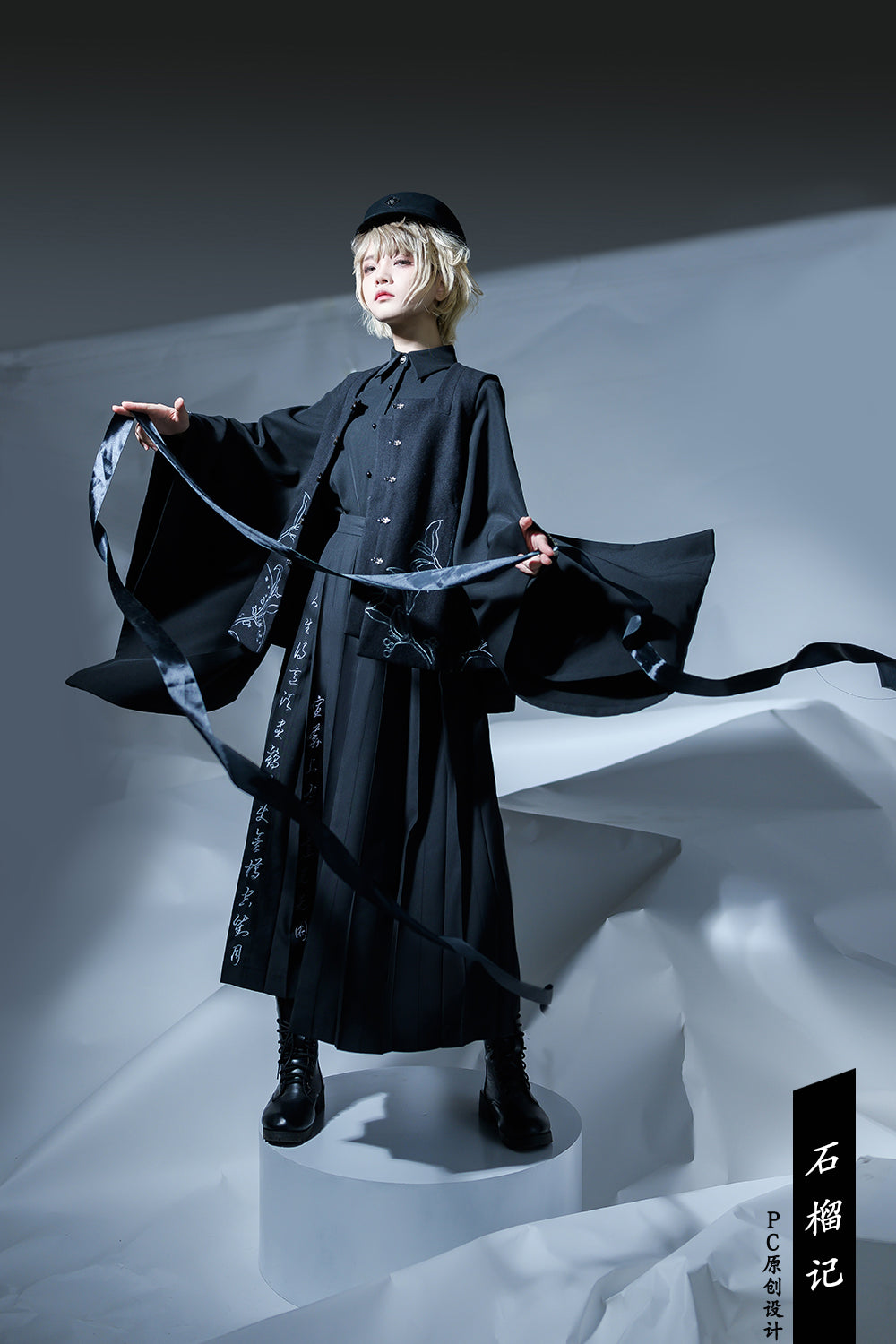 Pomegranate Note - Black Pleated Ouji Skirt - image 16