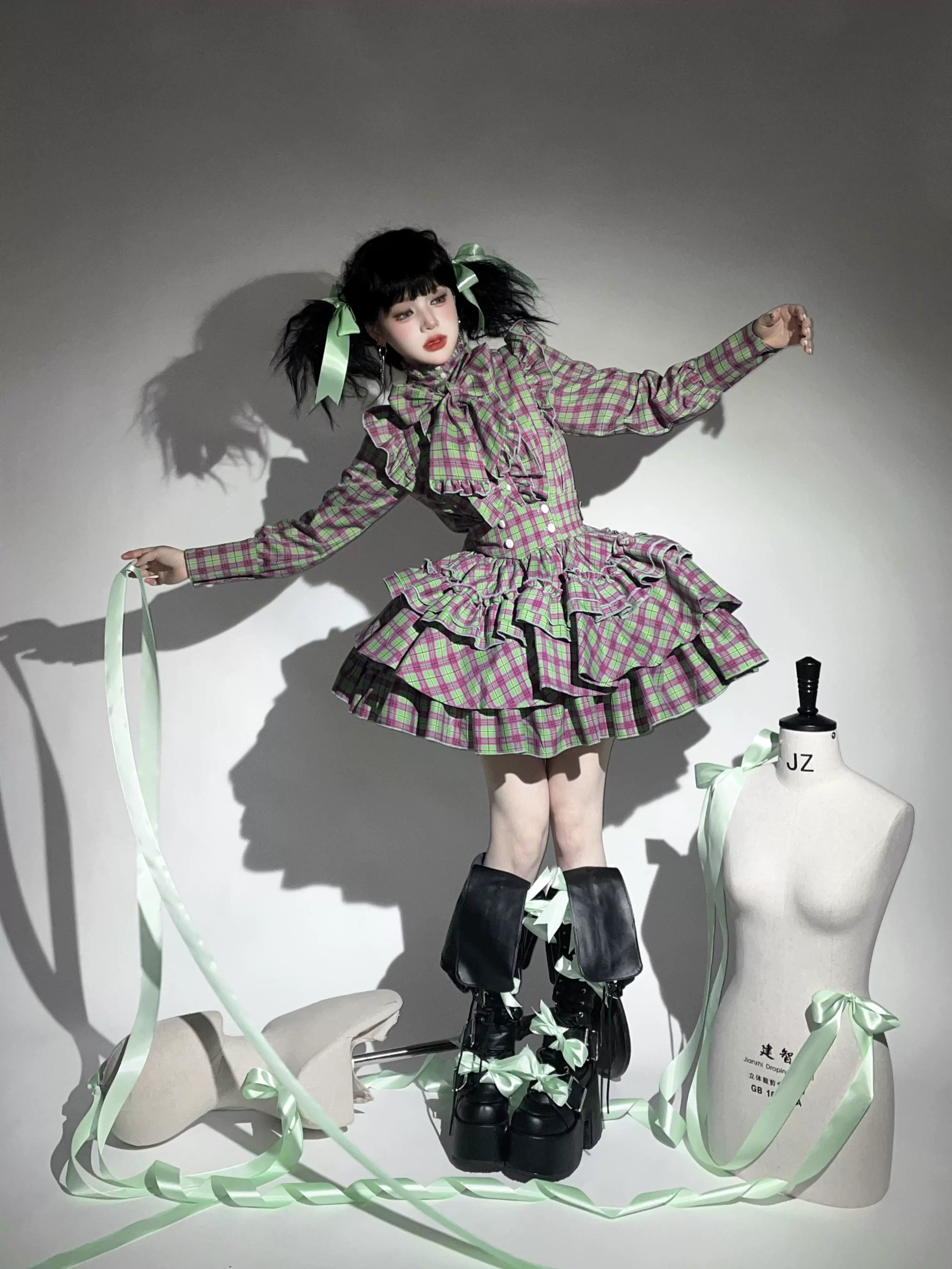Humanoid Gift Box - Plaid Gothic Lolita Blouse & SK - image 18