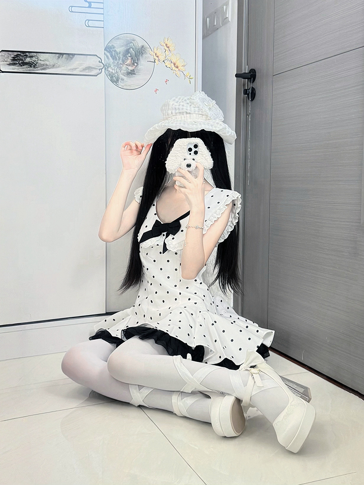 Floating Koi Land - Satin Classic Lolita Platform Shoes with Transparent Heel - image 15