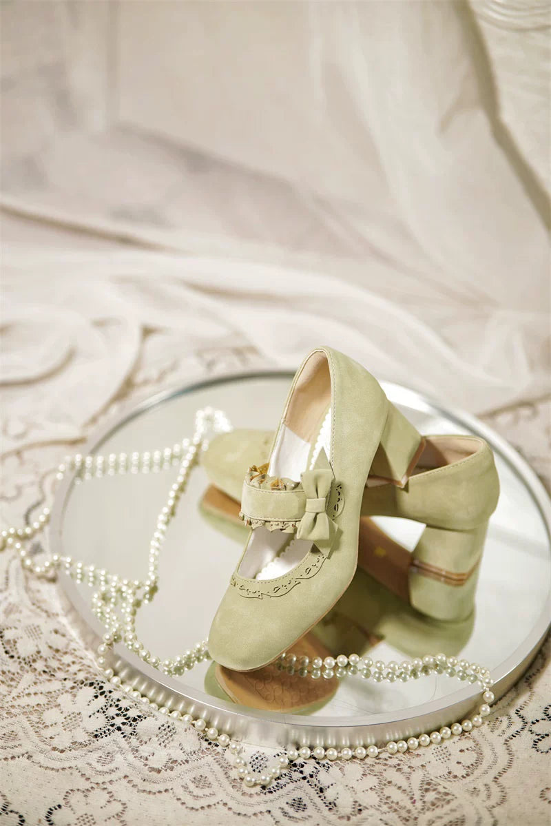 Heidi Manor - Classic Lolita Chunky Heels with Cutout Trims - image 10