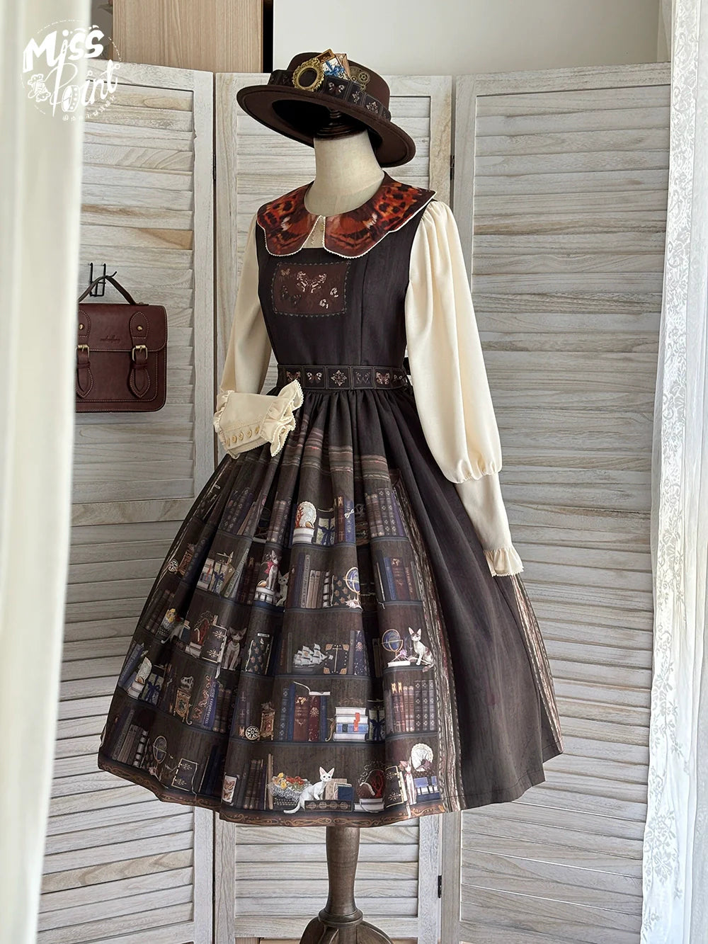 German Bookshelf - Classic Lolita Printed JSK Dress - image 40