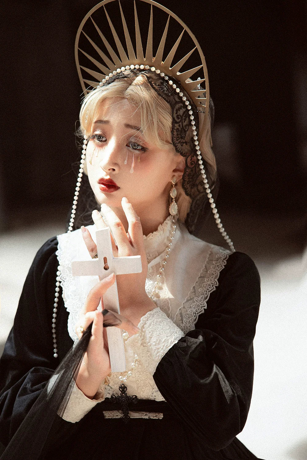 Vintage Elegant Velvet OP Dress - image 27