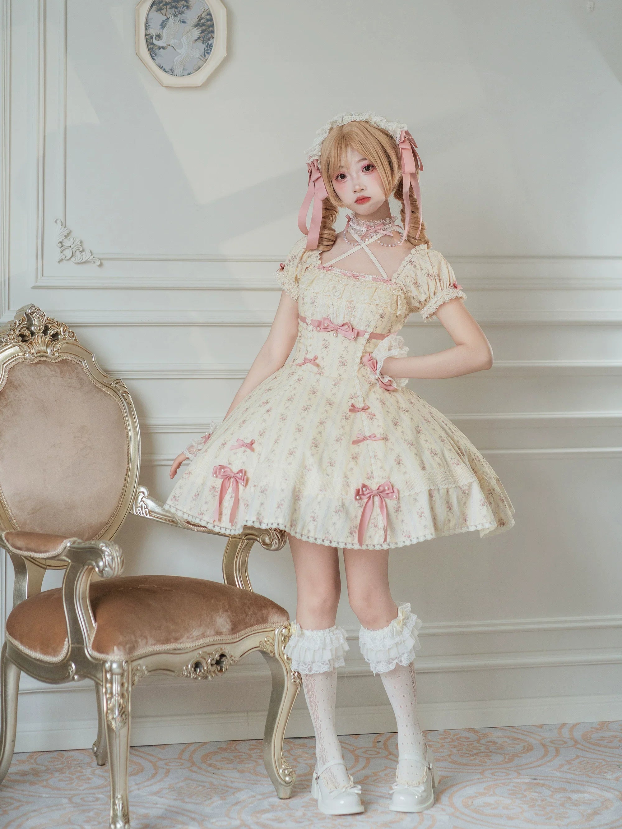 Garden Encounter of Three Springs - Cotton Old School Lolita Floral Print OP, Lace Back Opening and Accessories - image 7