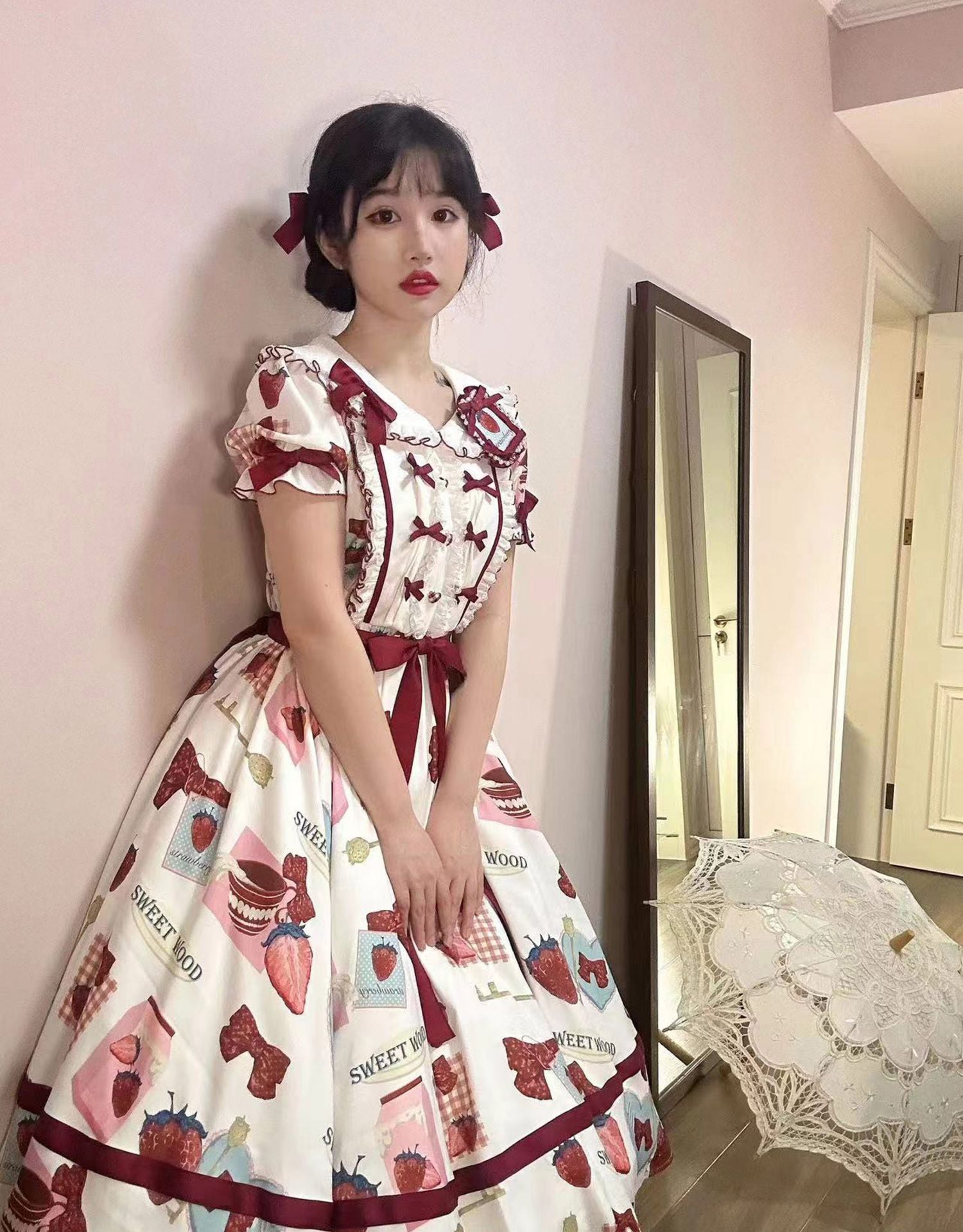 Betty Baby Sweet Lolita OP Dress and Accessories - image 11
