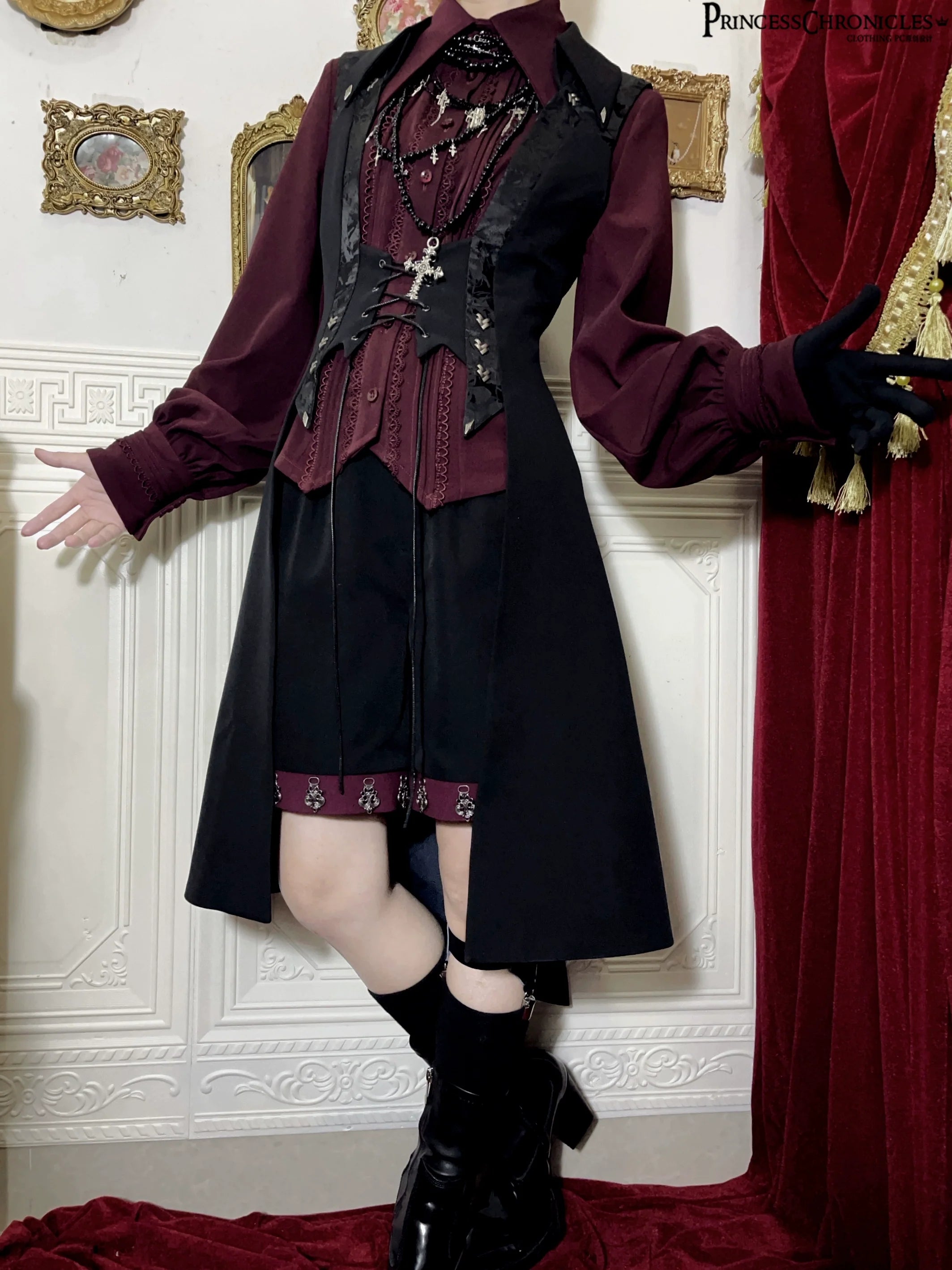 Red and Black 4.0 - Ouji Lolita Long Vest & Red Blouse - image 12