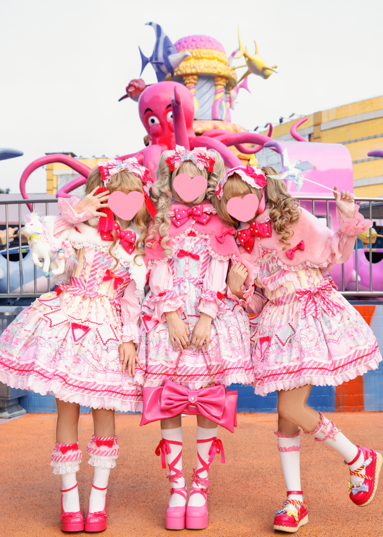 Rabbit-Ear Winter Lolita Cape with Bows - image 25