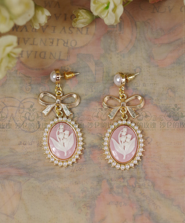 Retro Cameo Lolita Earrings - image 1