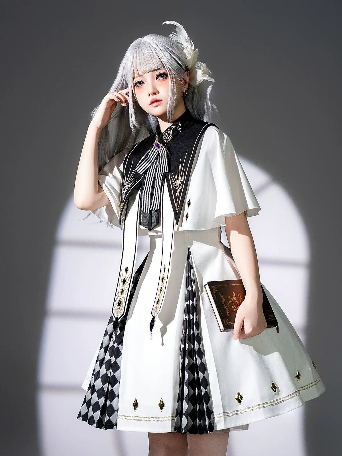 Eye of Truth - Elegant Gothic Lolita Dress Suit With Embroidery - image 2