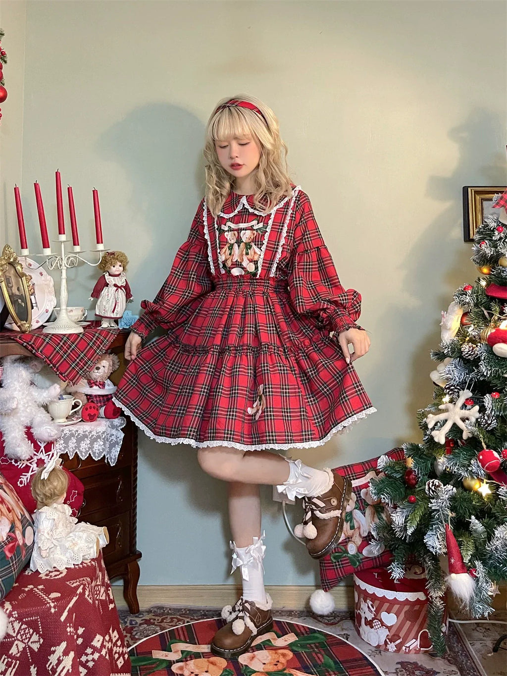 Christmas Vintage Lolita Skirts Doll Collar Blouse Plaid Skirt Set - image 3