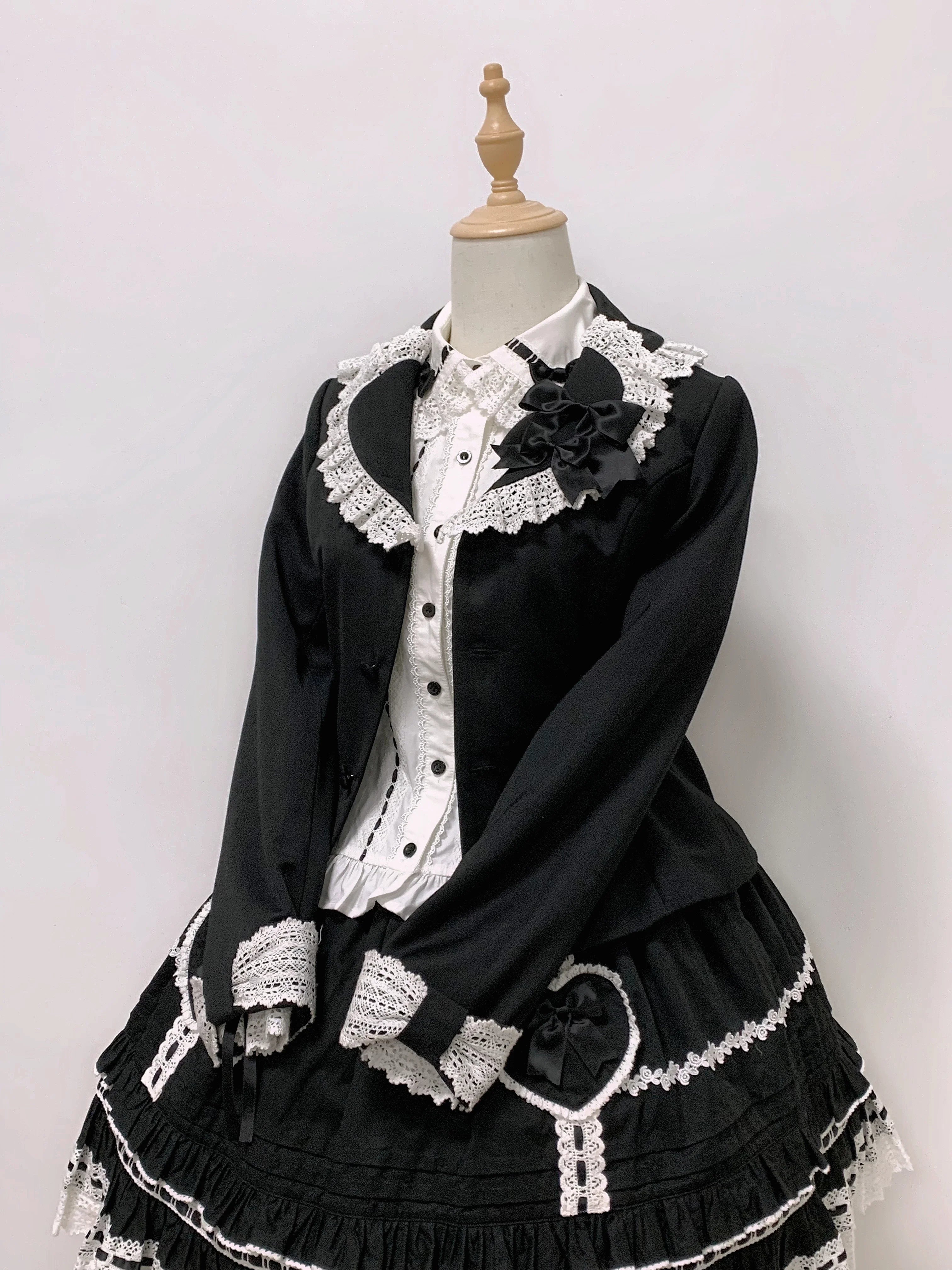Bunny's Wish - Old School Lolita Coat, Flounce Hem Skirt - image 13