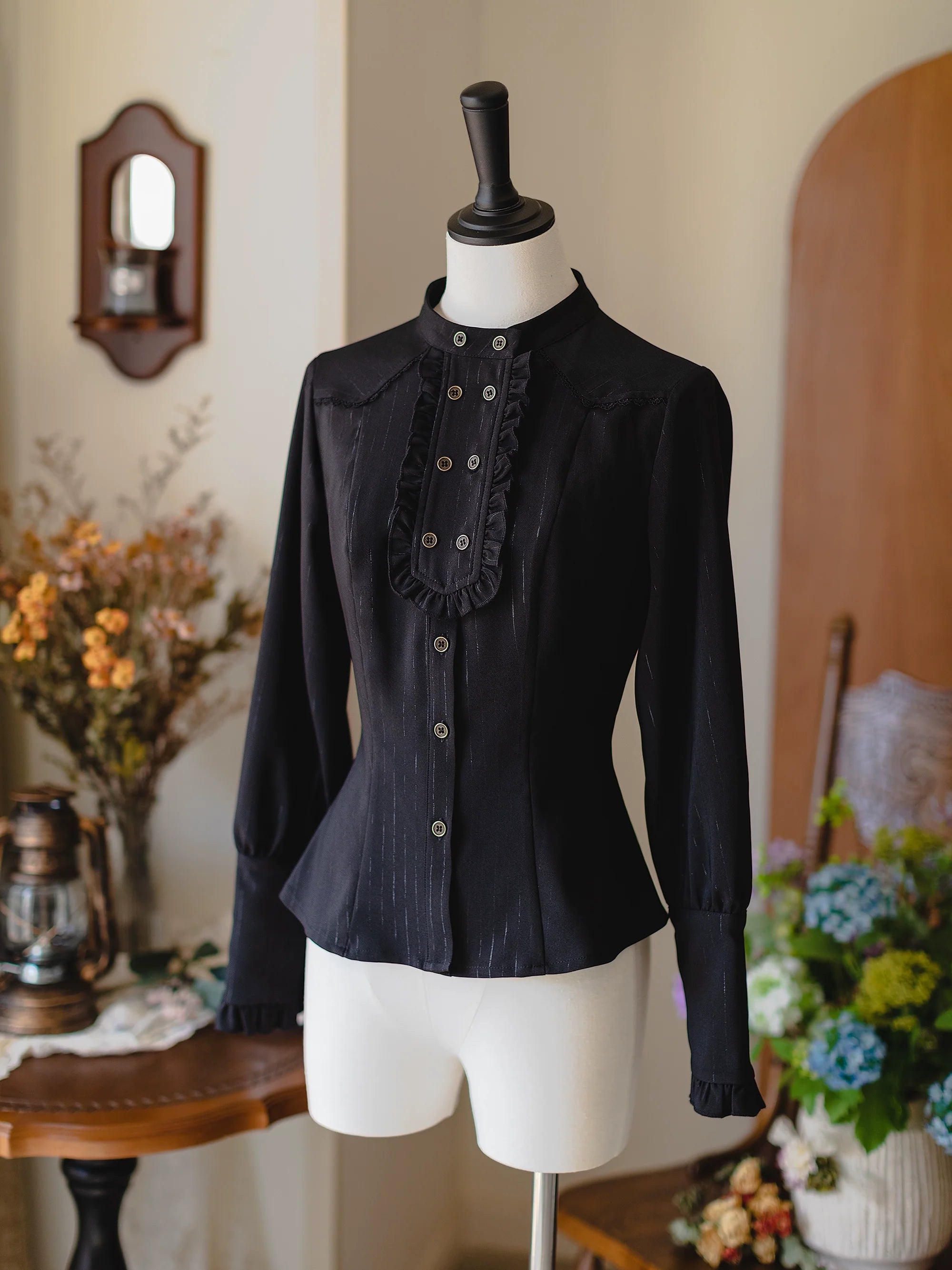 Vintage Lolita Fishbone Halter Skirt and Autumn Jacket - image 49