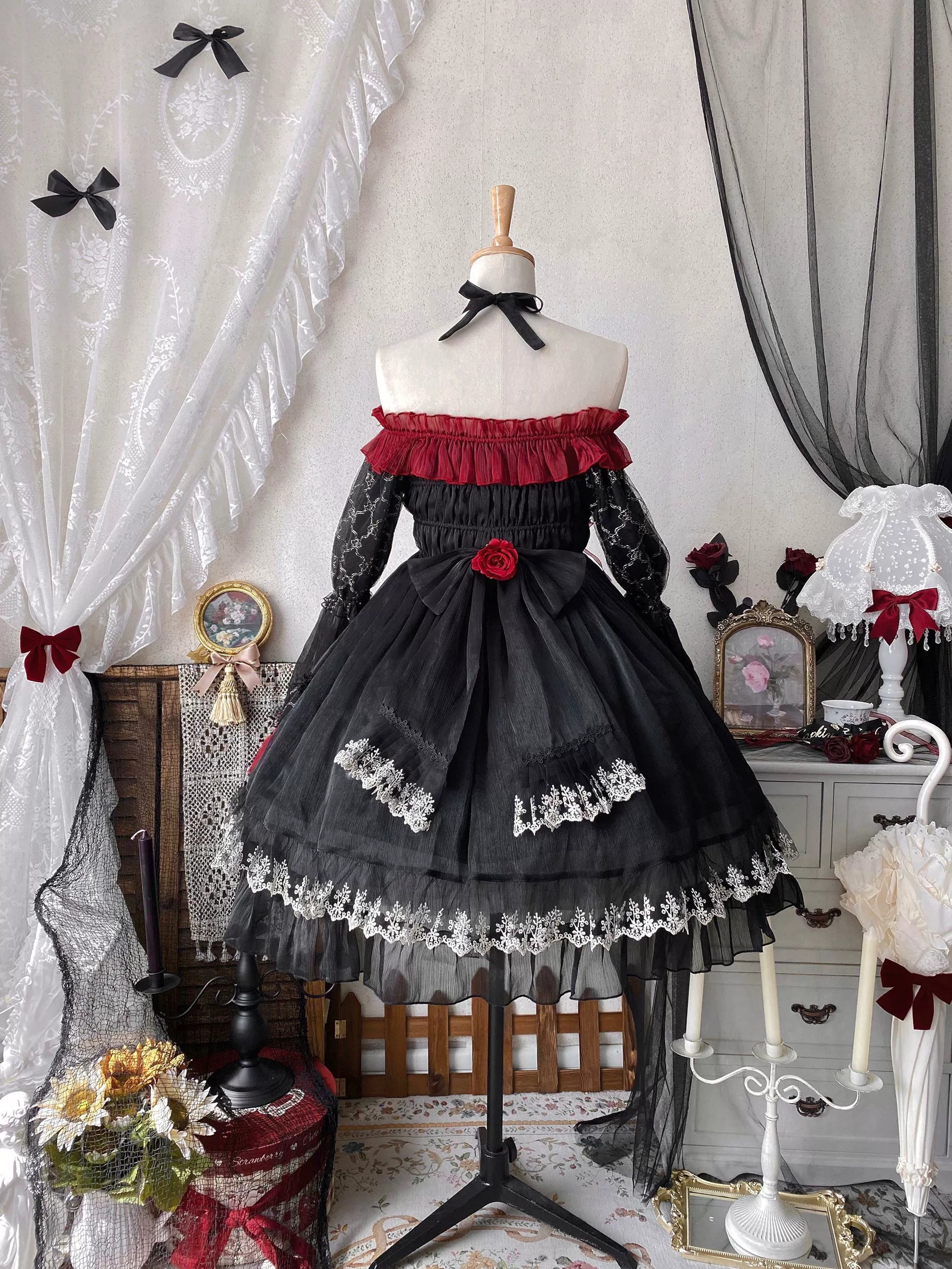 Night of Berea Gothic Lolita OP Dress in Black and Red - image 24
