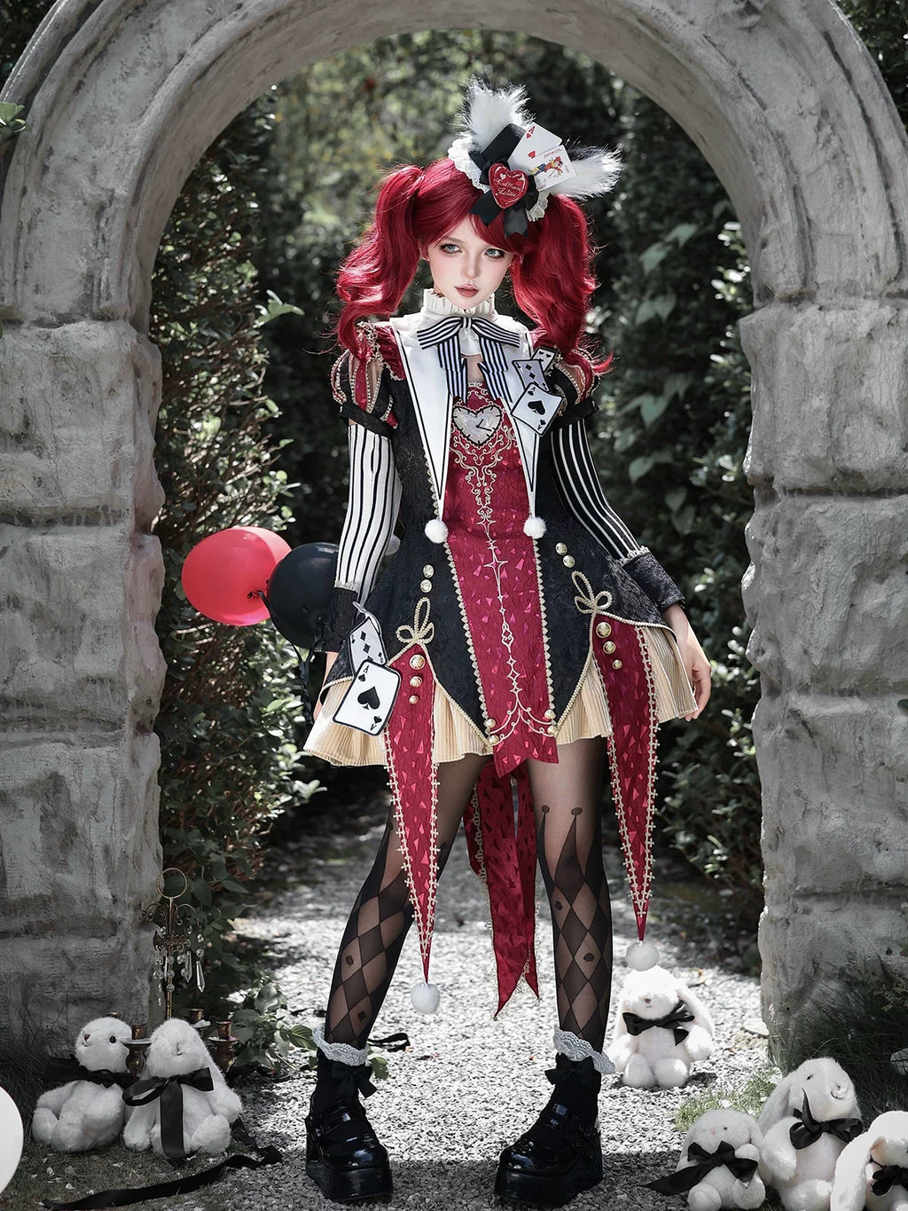 Gothic Lolita Jacquard Dress with Pointed Tail Hem and Accessories - image 2