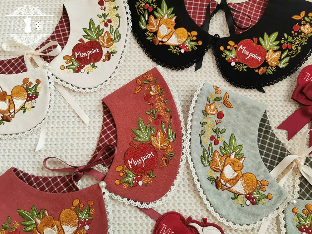 Chubby Fox in the Forest - Kawaii Lolita Accessories Knitted Fox Scarf Embroidered Faux Collar - image 3
