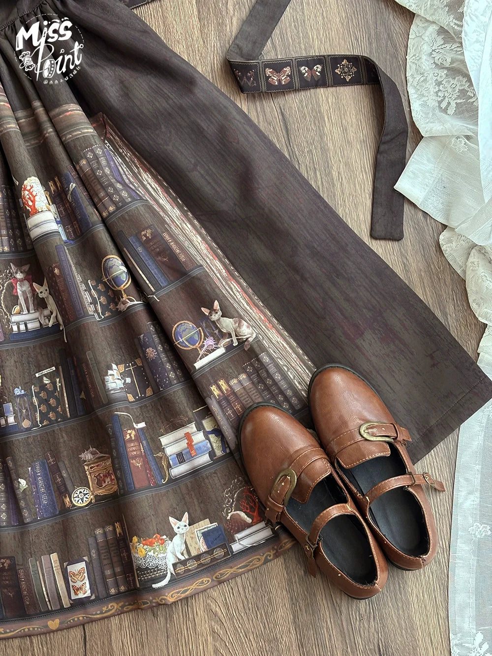 German Bookshelf - Classic Lolita Printed JSK Dress - image 50