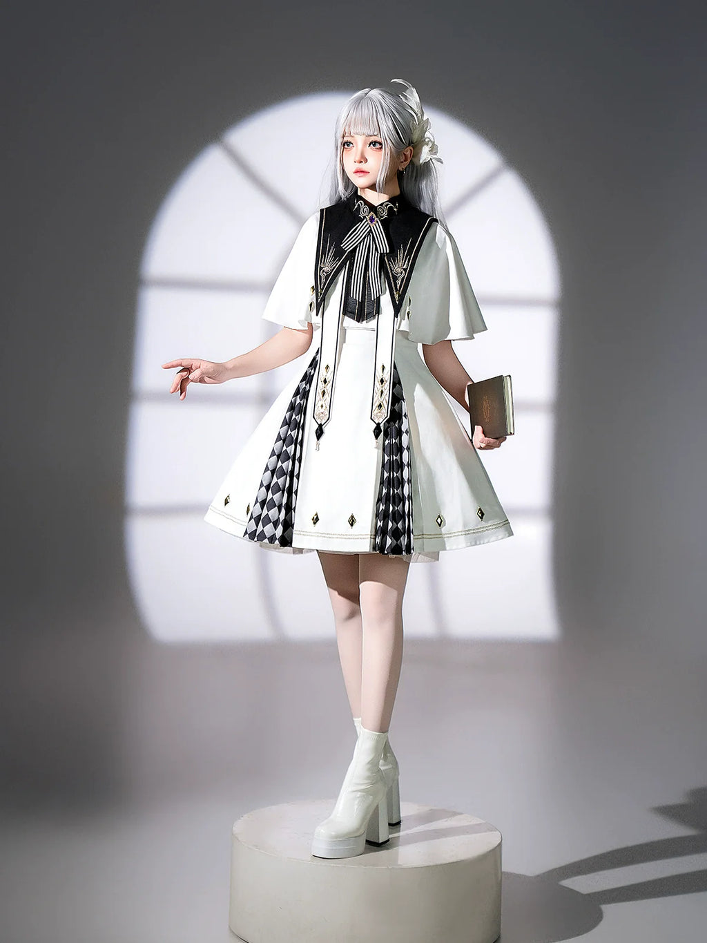 Eye of Truth - Elegant Gothic Lolita Dress Suit With Embroidery - image 6