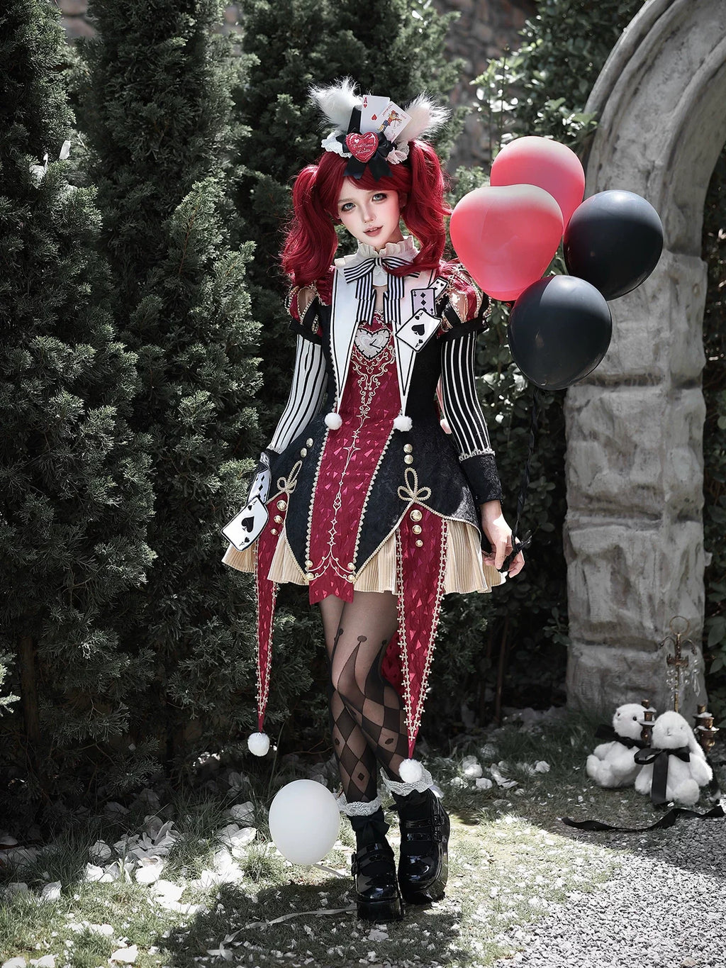 Gothic Lolita Jacquard Dress with Pointed Tail Hem and Accessories - image 5