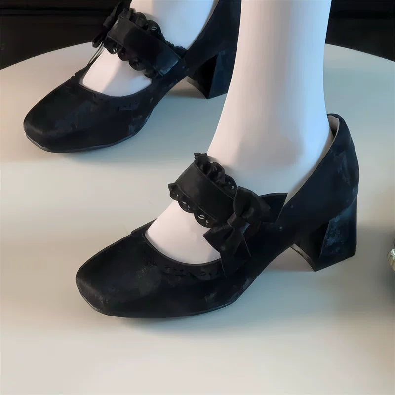 Heidi Manor - Classic Lolita Chunky Heels with Cutout Trims - image 18