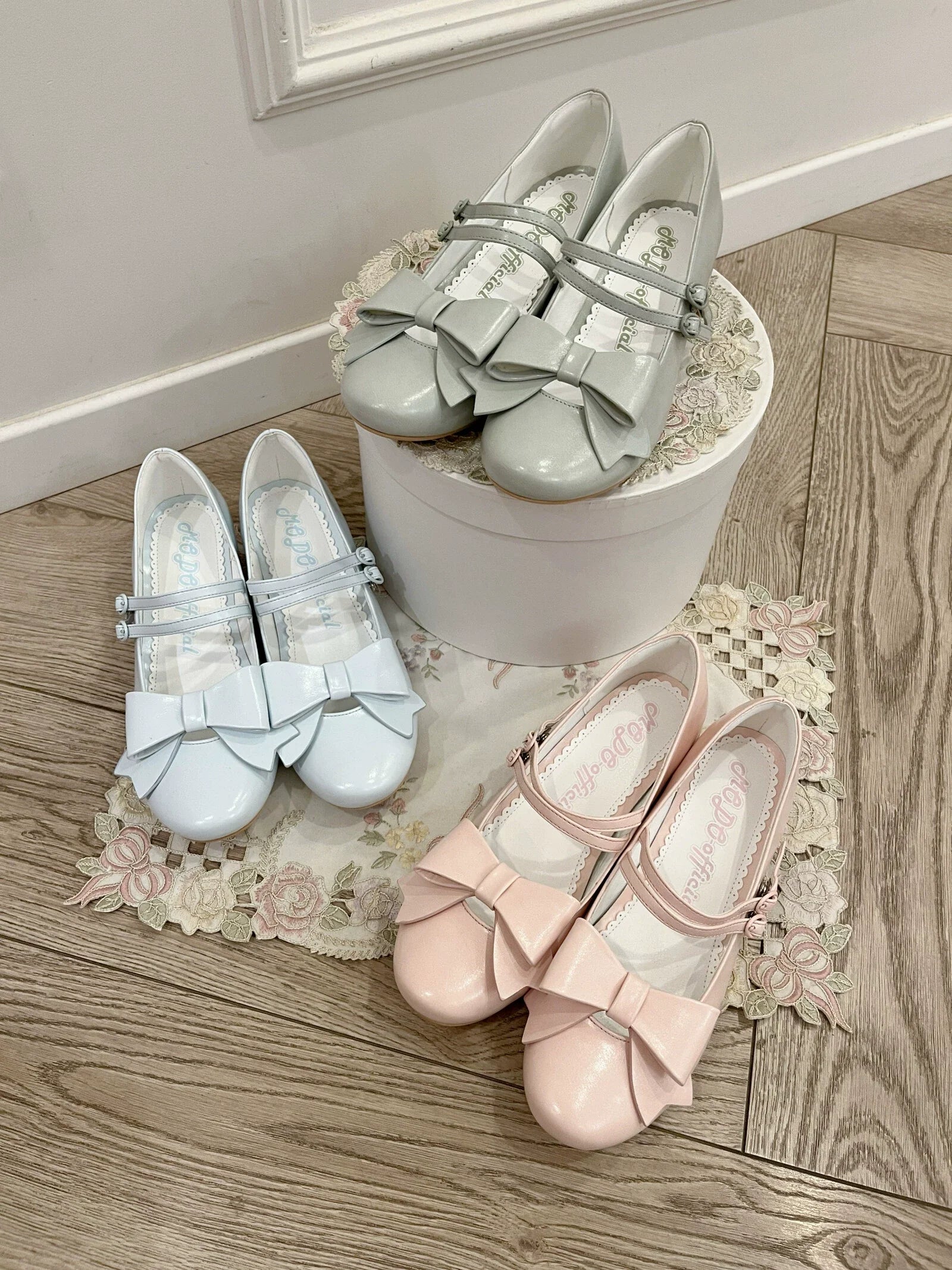 Apple Candy - Pointed Toe Lolita Shoes - Low Block Heel - image 2
