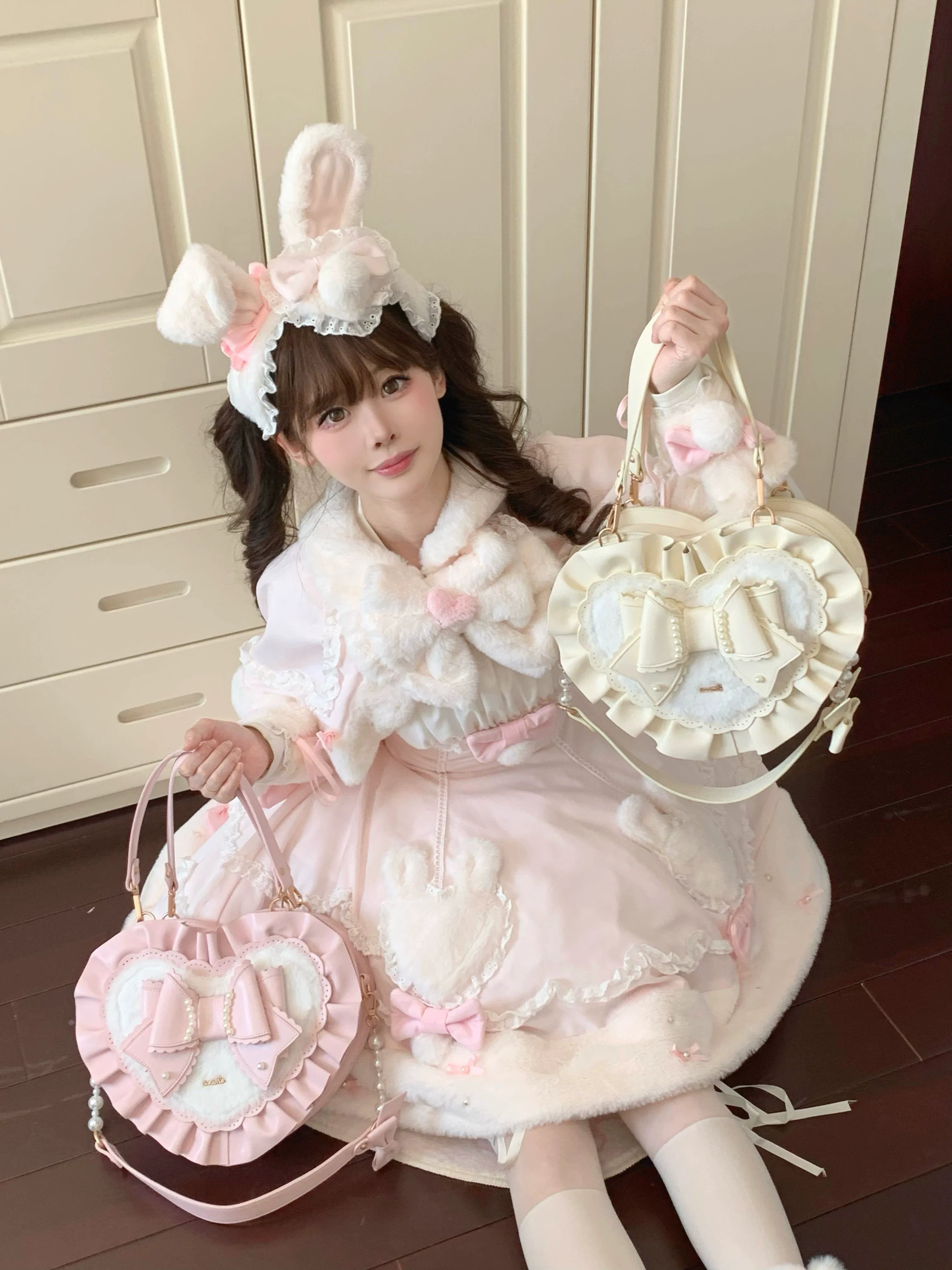 Small Gift Box - Sweet Lolita Heart Handbag, Bow Accent - image 10