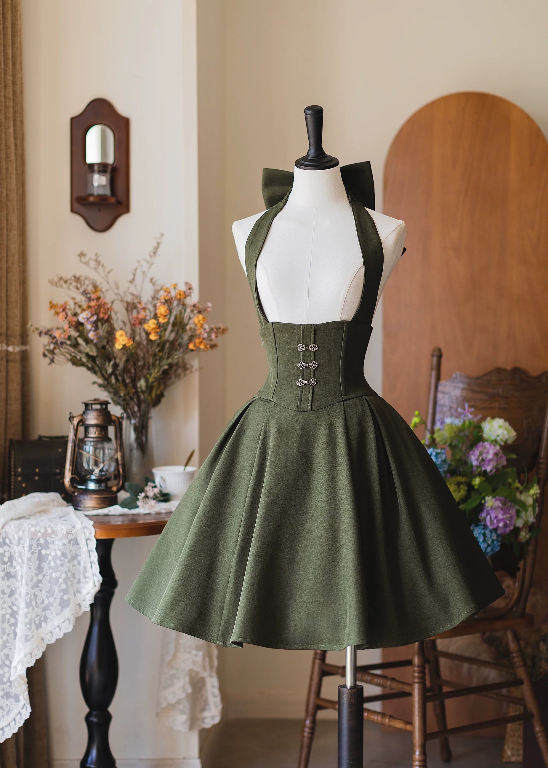 Vintage Lolita Fishbone Halter Skirt and Autumn Jacket - image 2