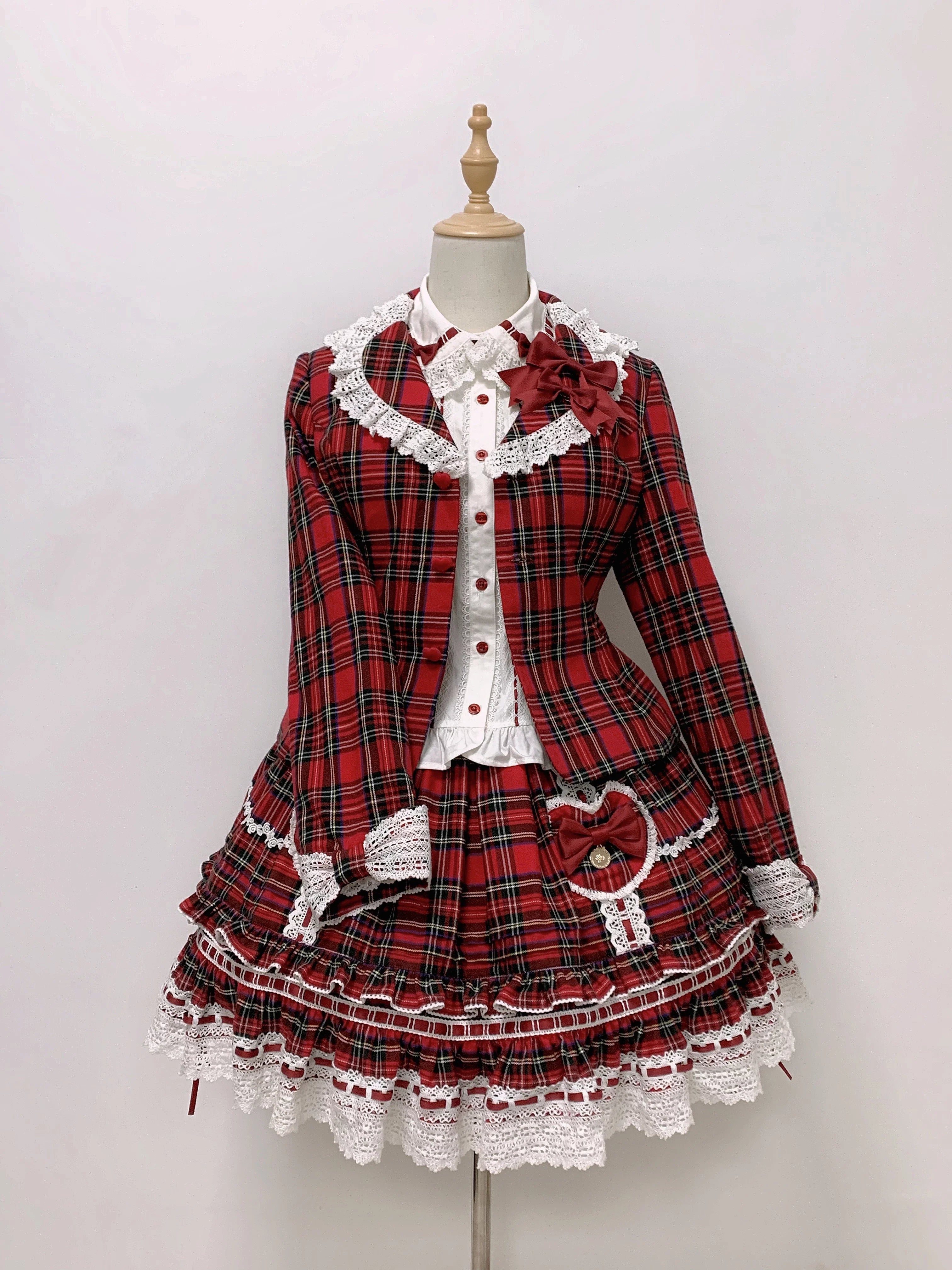 Bunny's Wish - Old School Lolita Coat, Flounce Hem Skirt - image 9