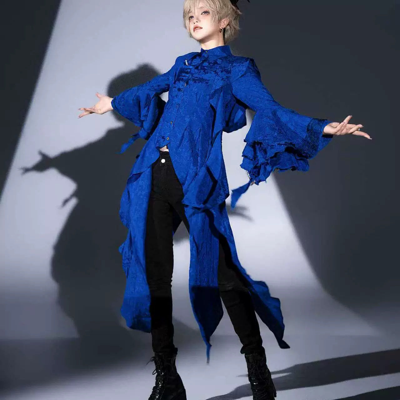 Eerie Devour Irregular-Hem Ouji Shirt - image 1