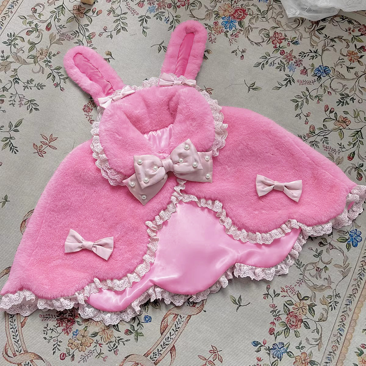 Rabbit-Ear Winter Lolita Cape with Bows - image 18