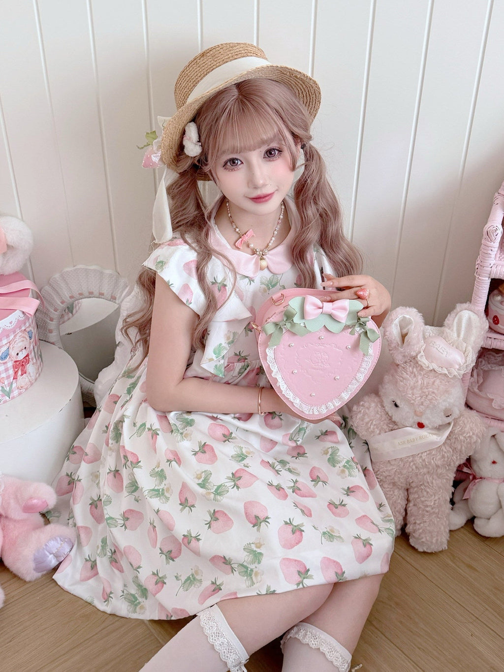 Sweet Strawberry - Bow and Lace Lolita Handbag - image 7