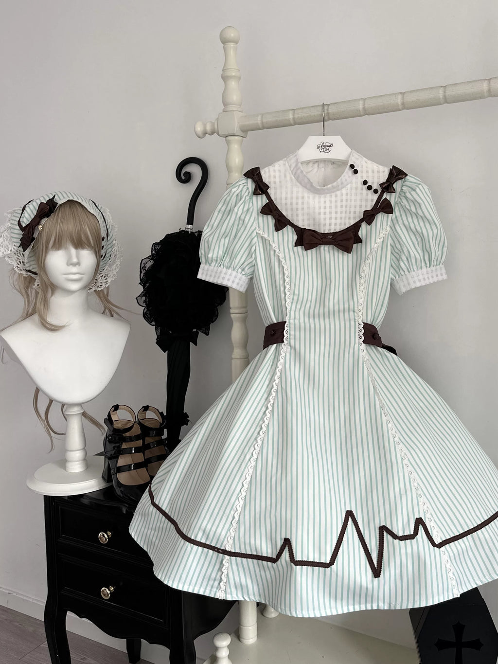 Mint Prescription - Old School Lolita Striped OP Dress, Electrocardiogram Trace and Accessories - image 1