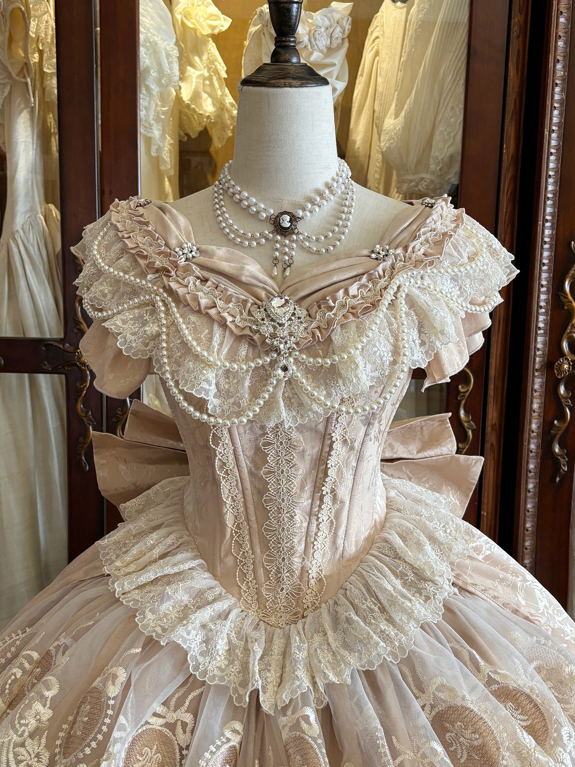 Bourbon Rose Ivory Fan Lace Embroidery Classic Lolita OP Dress - image 9