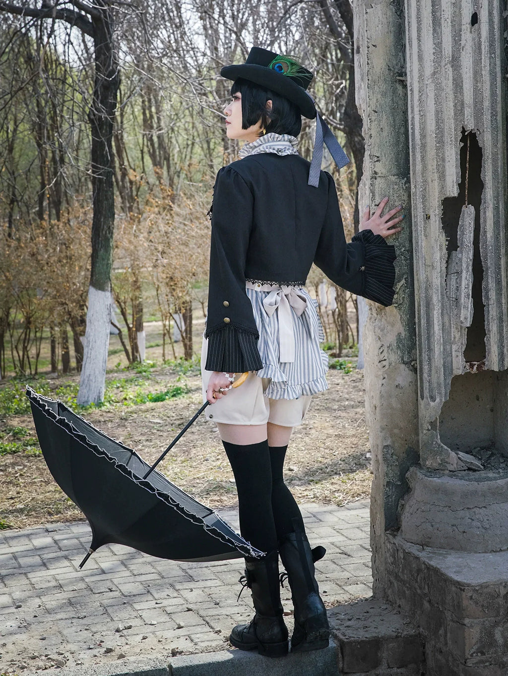 Gothic Lolita Black Cropped Cardigan Jacket - image 7