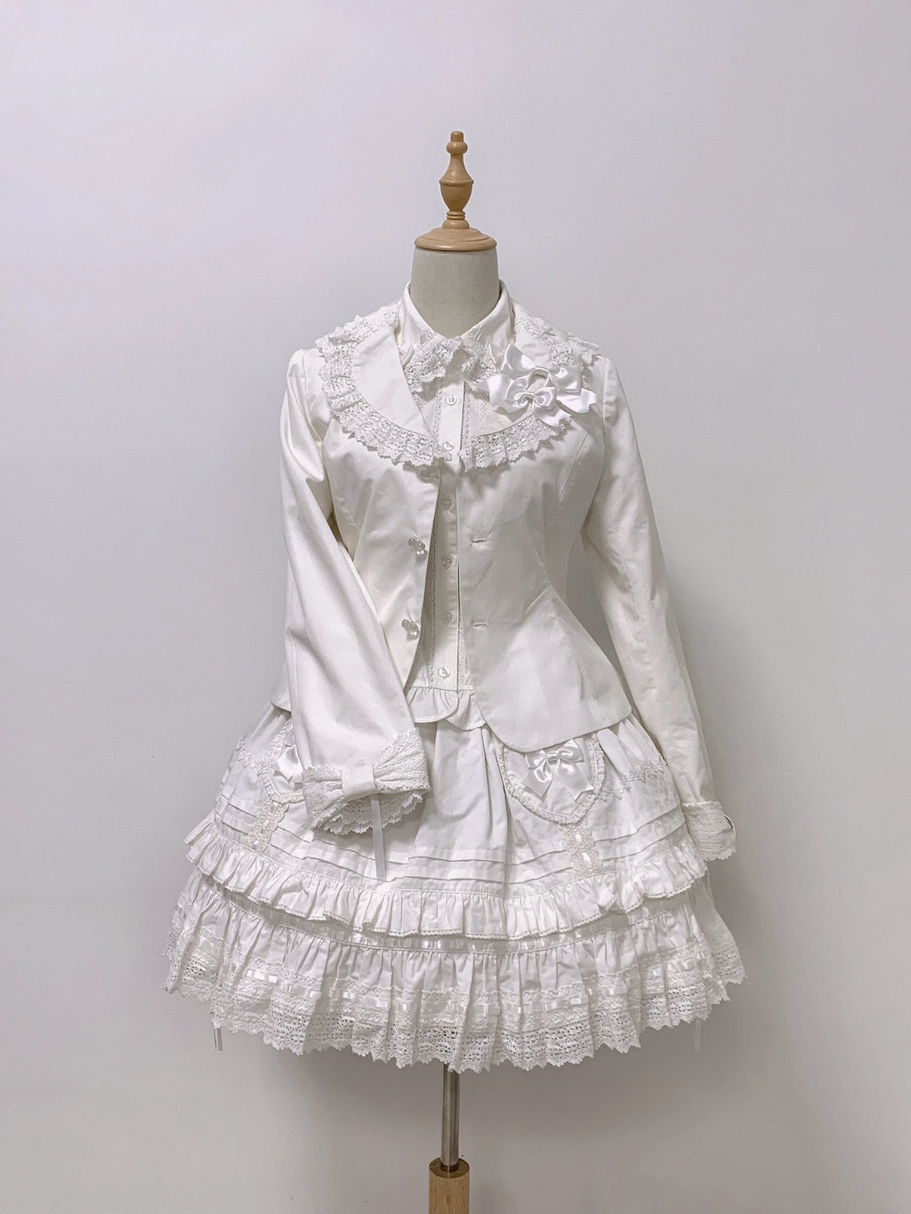 Bunny's Wish - Old School Lolita Coat, Flounce Hem Skirt - image 19