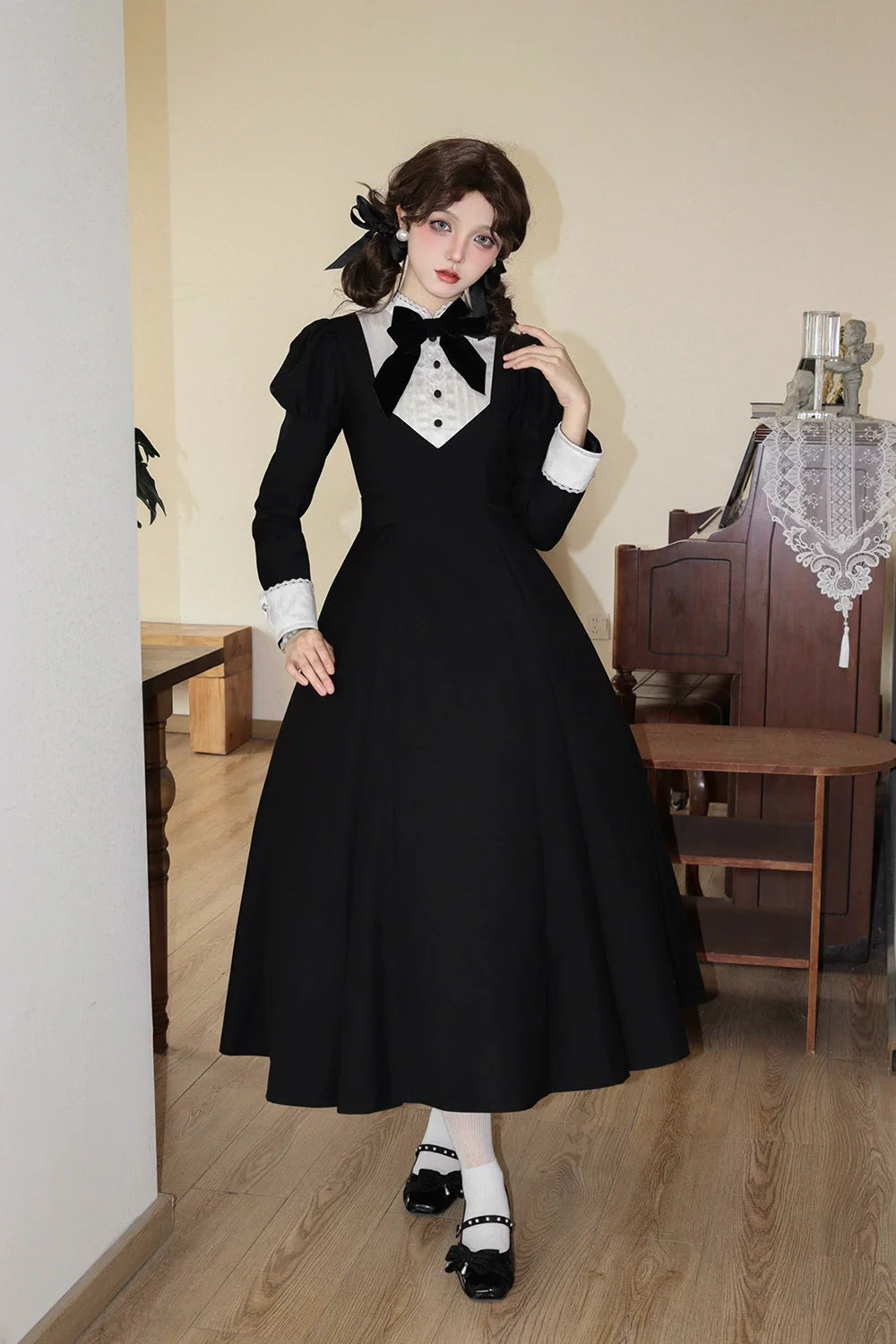 Donia Miss - Classic Lolita Faux Two-piece OP Dress, Back Zipper and Accessories - image 3