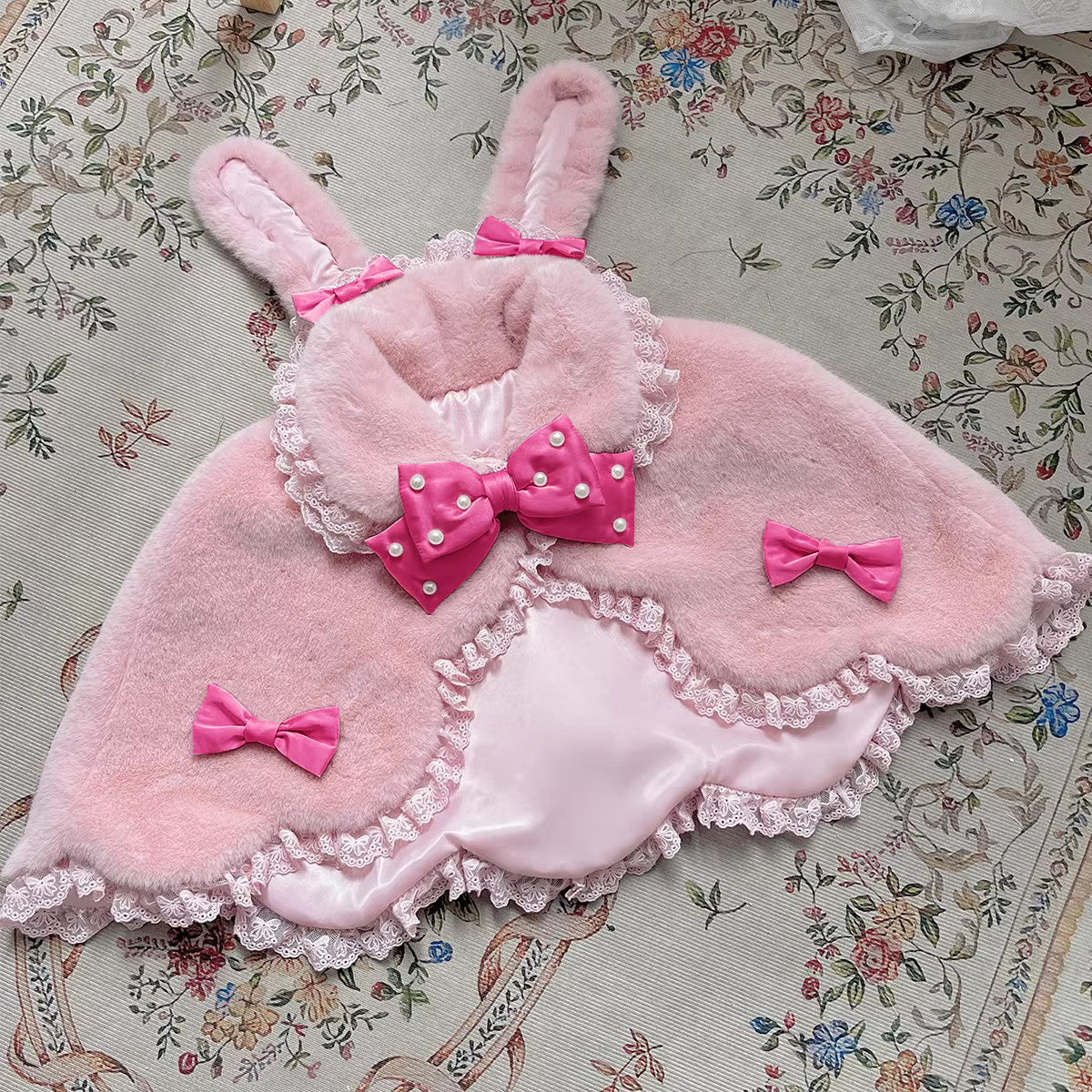 Rabbit-Ear Winter Lolita Cape with Bows - image 11